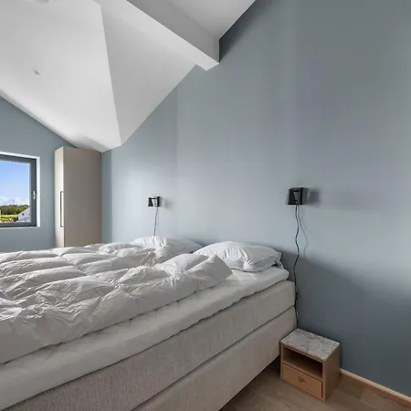 With Seaview In Appartement